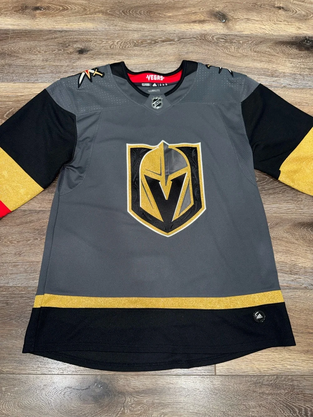 Men's Vegas Golden Knights Adidas Gray Alternate Jersey Size 50